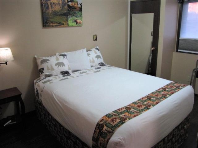Bear Country Inn And Suites Mountain View Екстер'єр фото