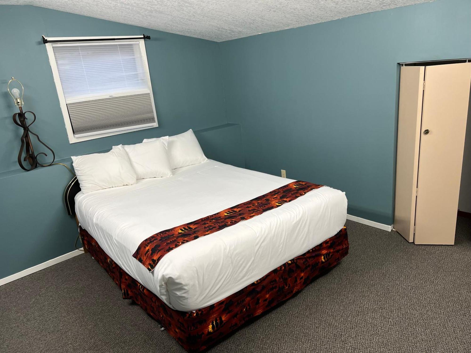 Bear Country Inn And Suites Mountain View Екстер'єр фото